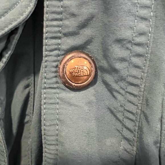 Vintage The North Face Men's Goosedown Puffer Jacket in Green with Hood Size M - Picture 3 of 11